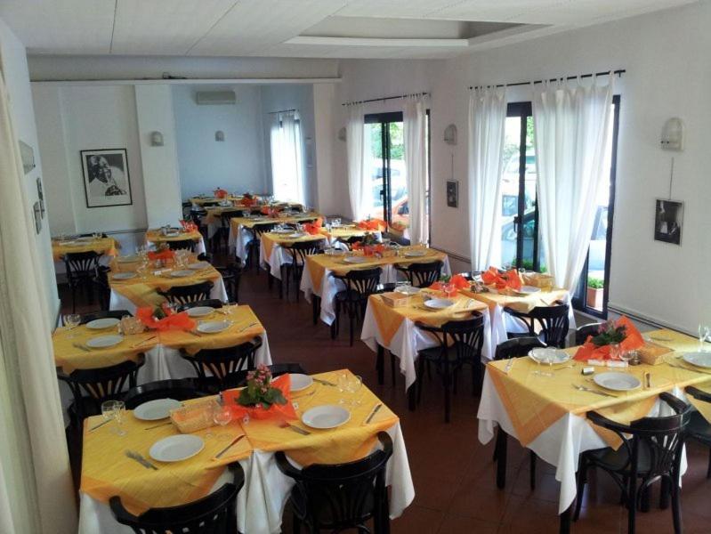 Hotel Annarita Rimini Exterior foto